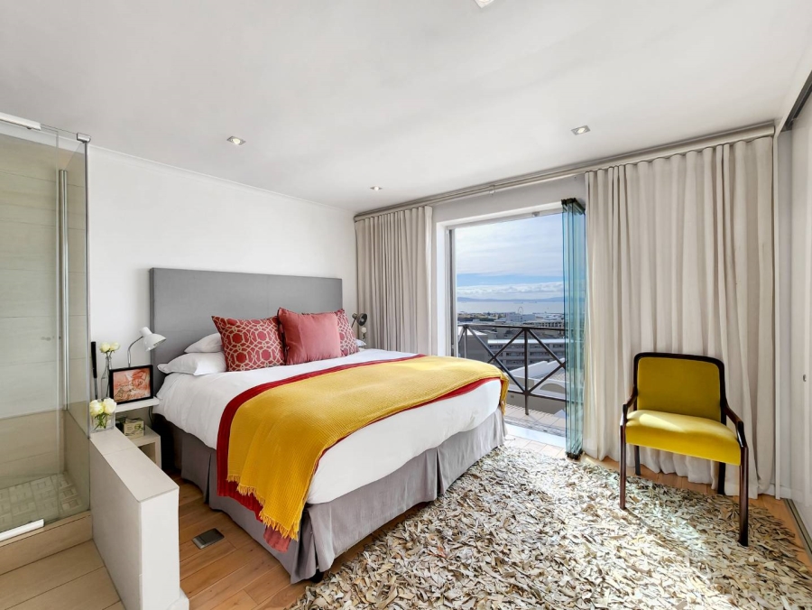To Let 2 Bedroom Property for Rent in Green Point Western Cape